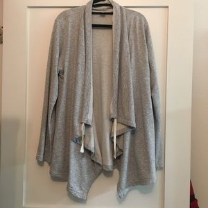 Old Navy Active Grey Wrap